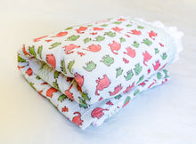 Load image into Gallery viewer, Hand block printed Reversible Baby Quilt - ELEPHANT
